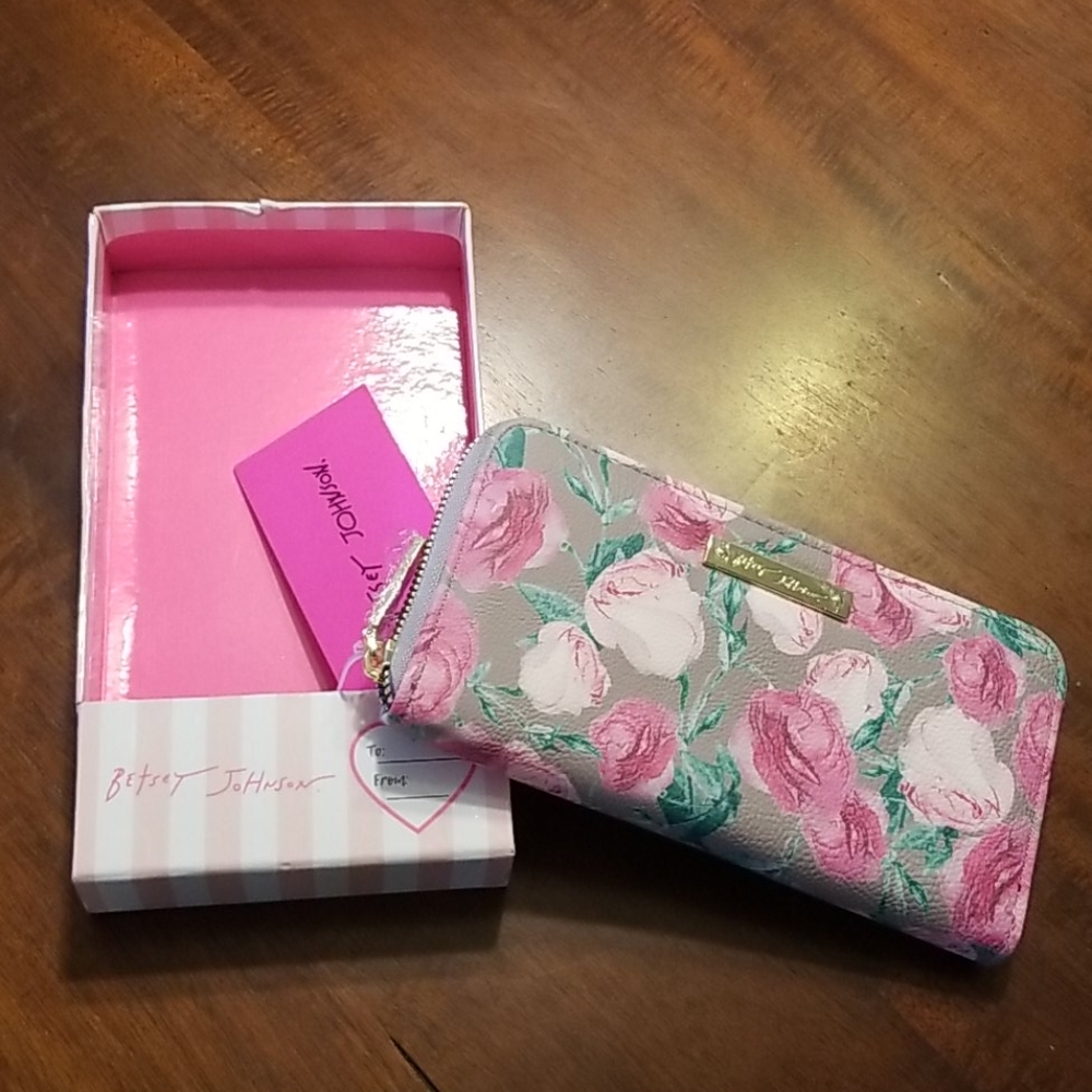🌹Betsey wallet